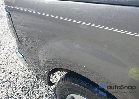 2004 Ford F-150 Lariat/Xlt z USA, uszkodzony, nr VIN 1FTPW12524KB77087